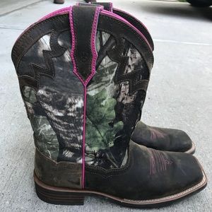 Ariat Camo Cowgirl Boots